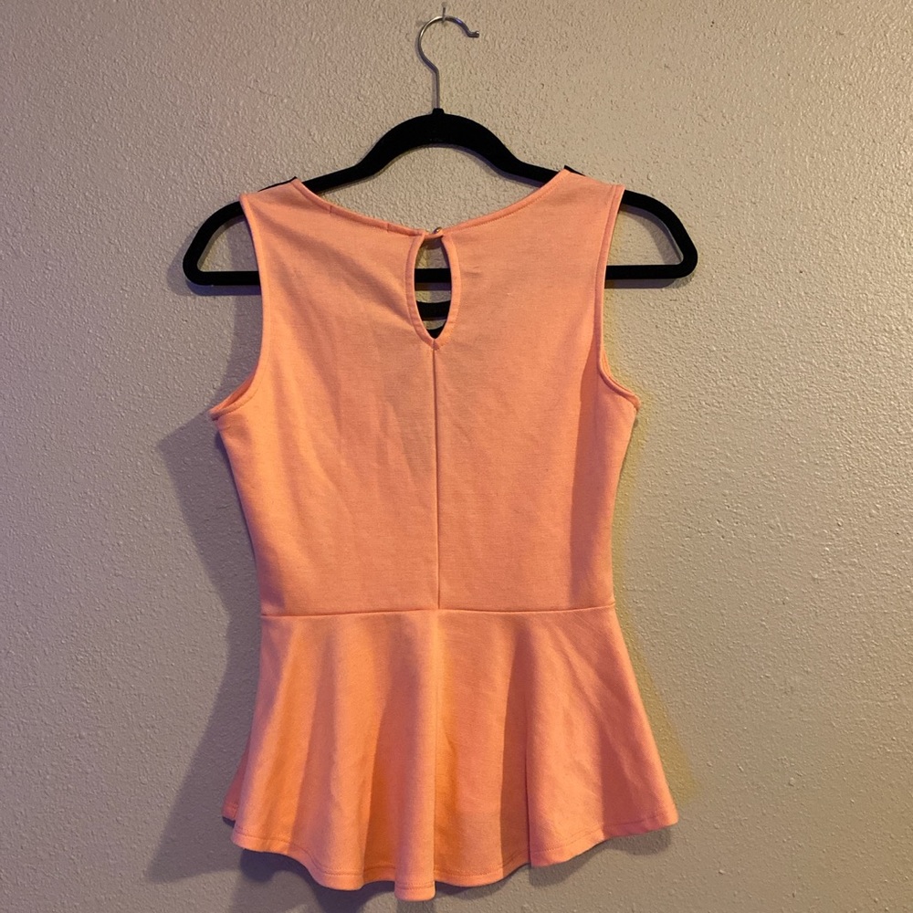 Pink blouse - Picture 3 of 3